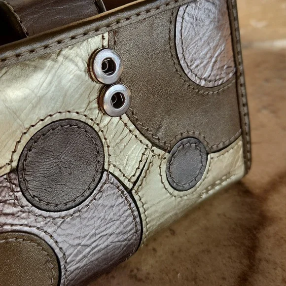 Fossil gold colored genuine leather wallet - Picture 12 of 12